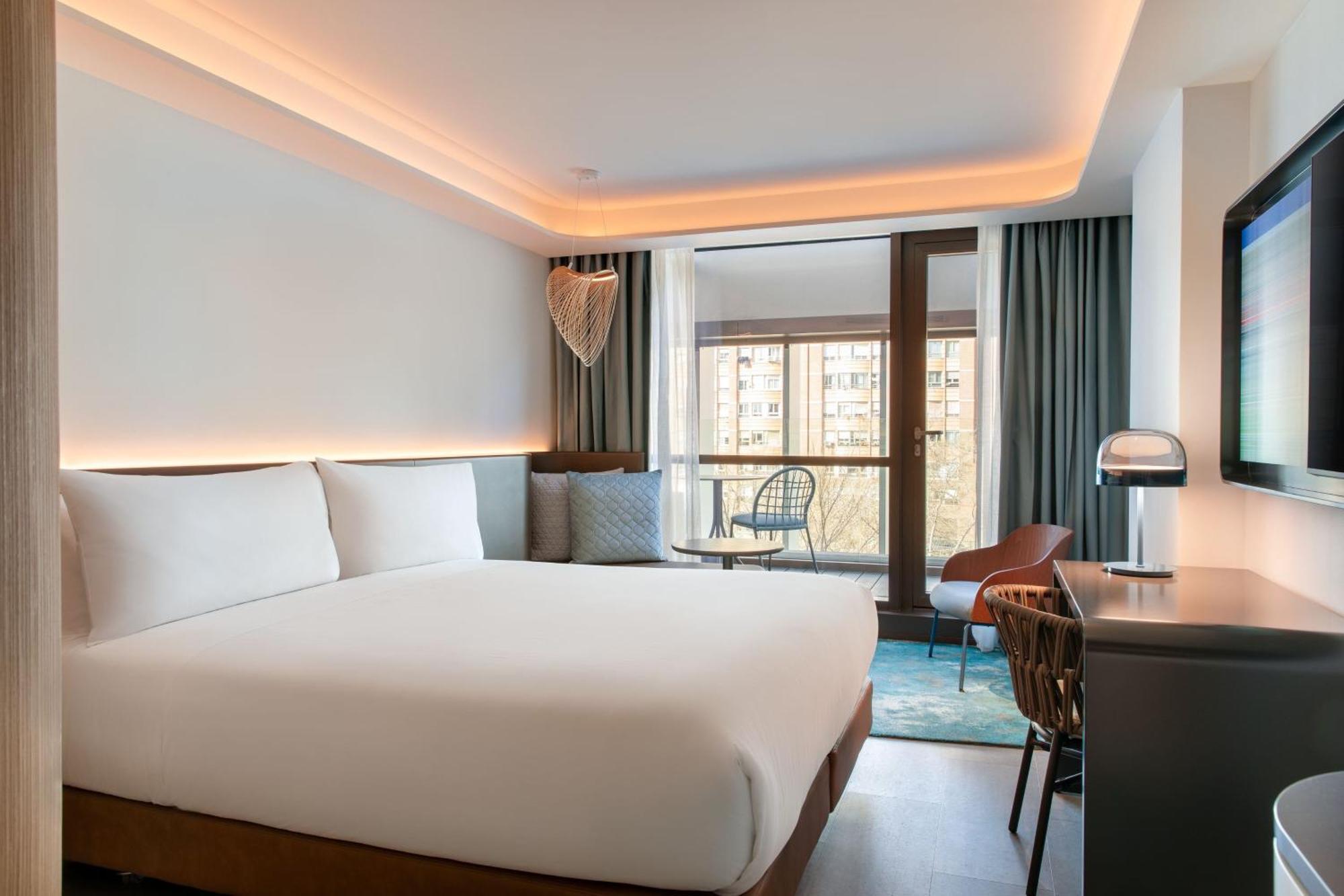 Labtwentytwo Barcelona, A Tribute Portfolio Hotel By Marriott Exterior foto