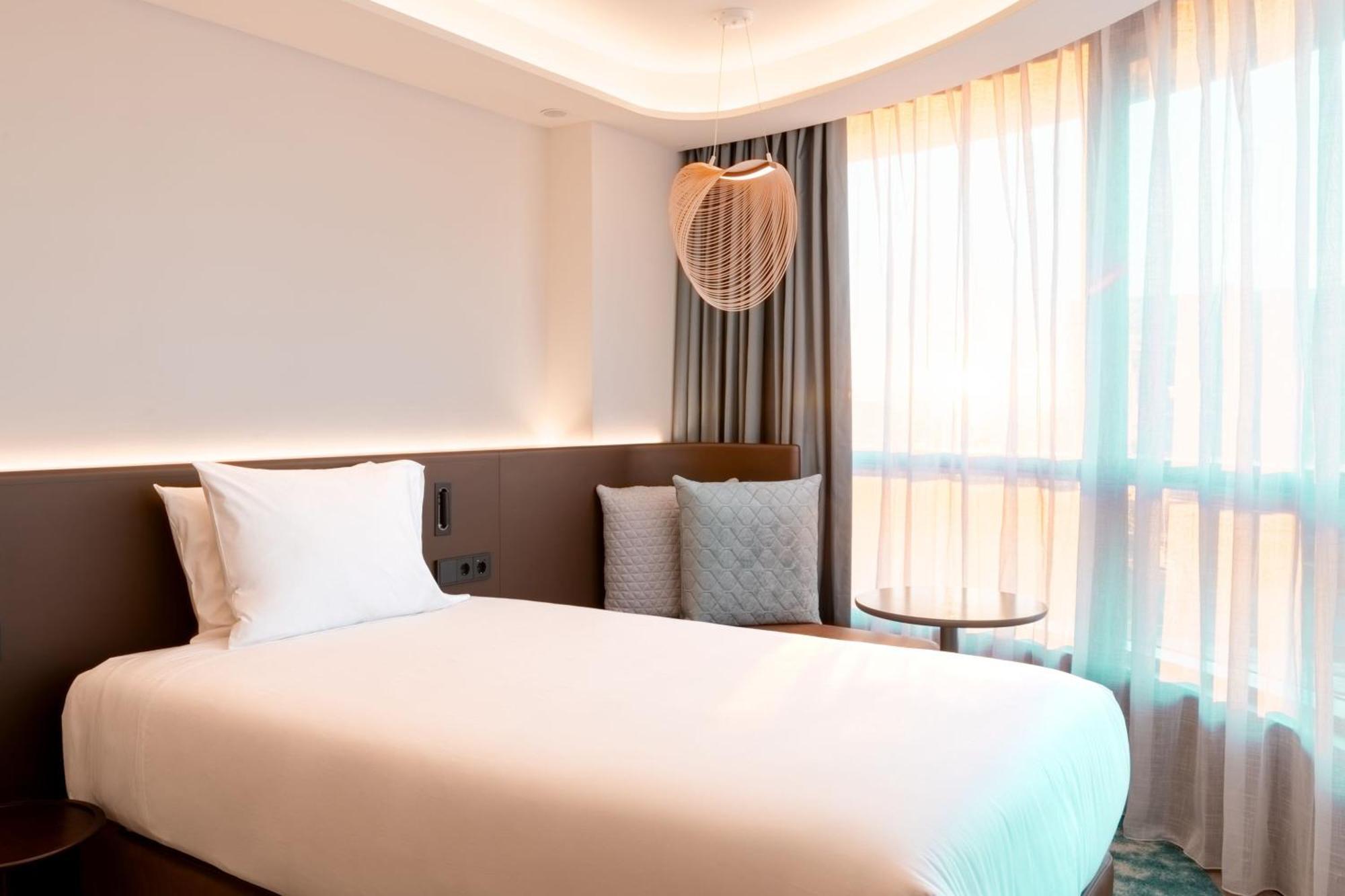 Labtwentytwo Barcelona, A Tribute Portfolio Hotel By Marriott Exterior foto